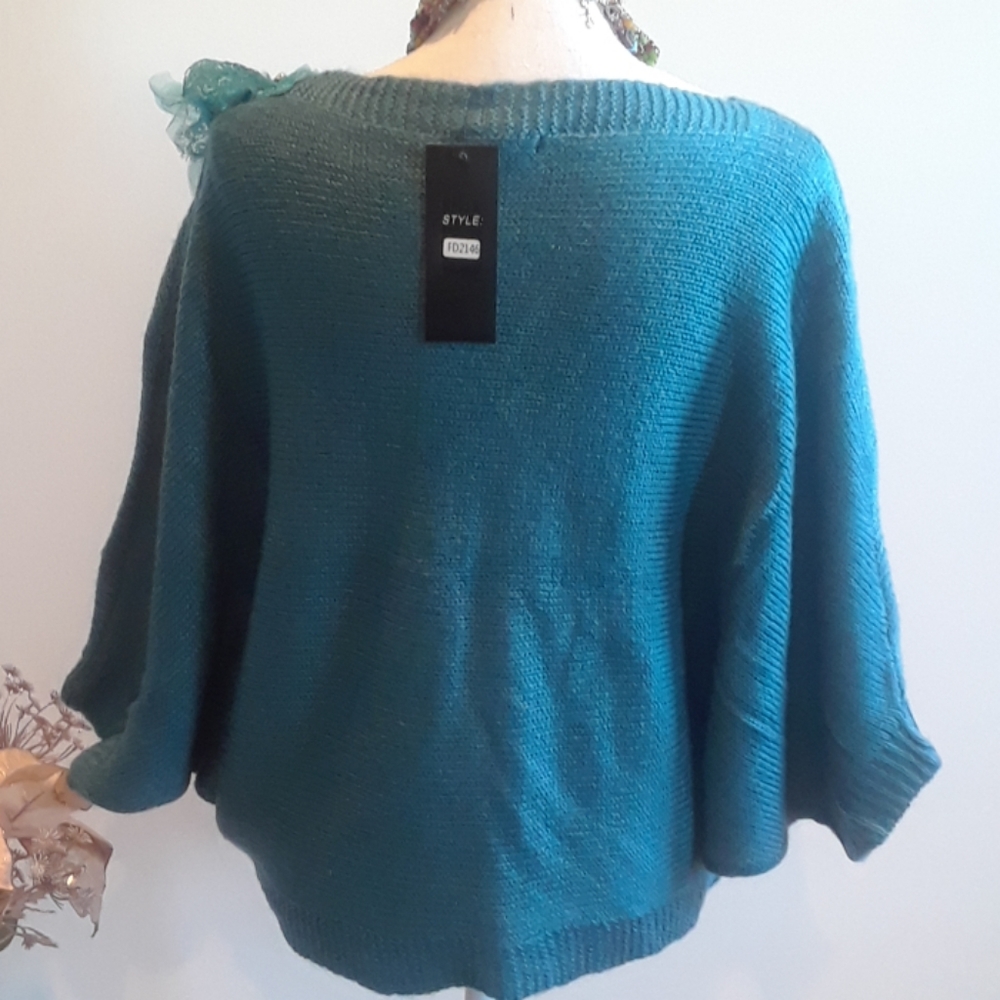 🍁Gorgeous sweater top - Picture 2 of 4
